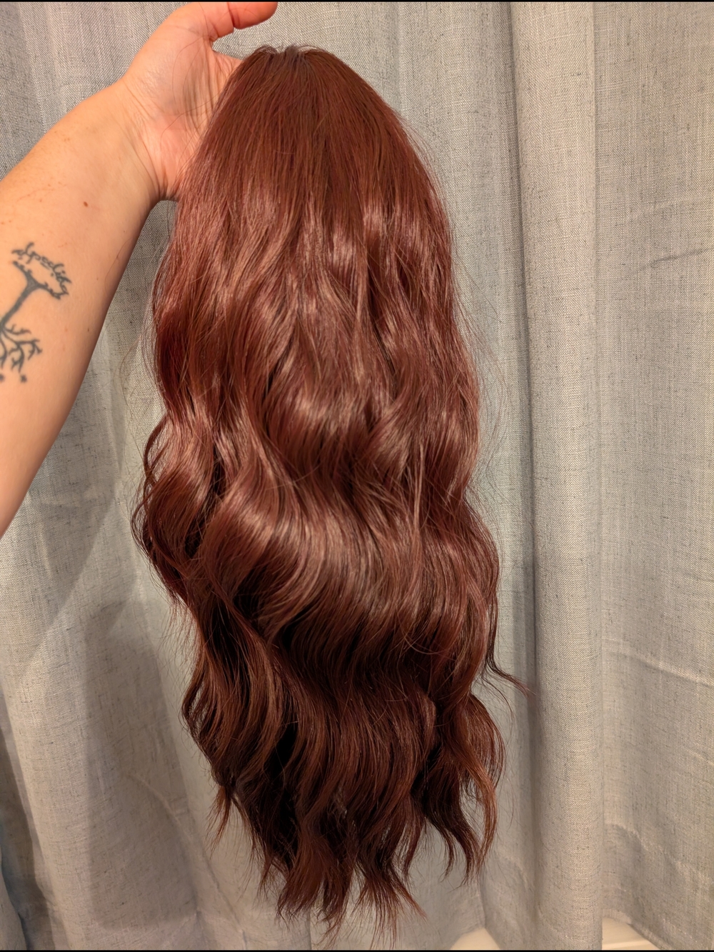 JamieLynn Crimson - Dixie Wigs